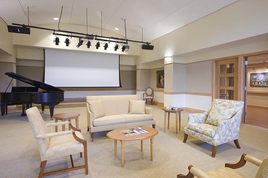 Residents and guests often perform in the MusiCares Salon, either for guests, family or for each other. Celebrity guests also visit, both to enrich the lives of our residents or renew friendships with colleagues. | 